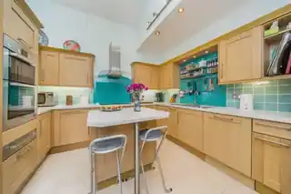 20 Lynton Road, photo 3