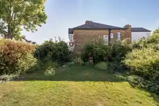 20 Mayfield Avenue, photo 3