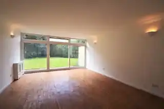 20 Moat Court, photo 2