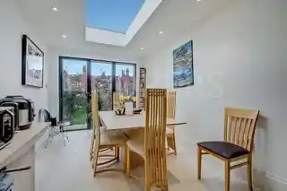 20 Mora Road, photo 4
