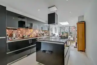 20 Mora Road, photo 3