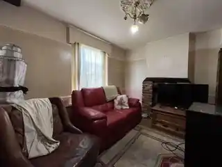 20 Mostyn Road, photo 3