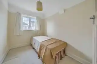 20 Pembroke Avenue, photo 4