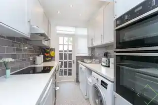 20 Rudyard Grove, photo 3