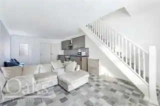 20 Salisbury Road, photo 2