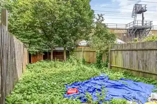 20 Woodyard Close, photo 3