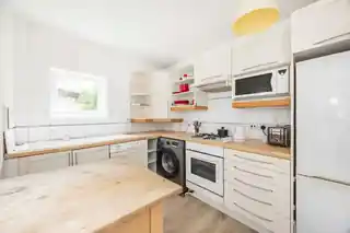 201 Dawlish Road, photo 4
