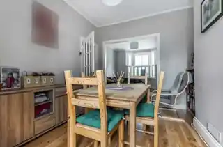 202 Canbury Park Road, photo 4