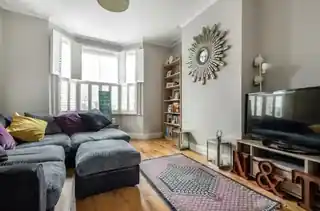 202 Canbury Park Road, photo 2