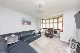 202 Carlton Road, photo 3