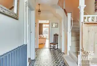 203 Fox Lane, photo 4