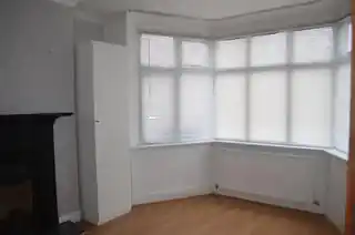203 Galliard Road, photo 3