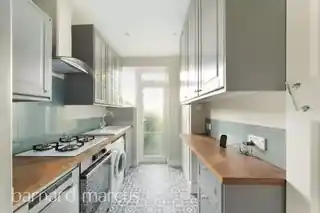 203 Manor Road, photo 3