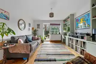205 Lordship Road, photo 3