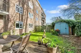 205 Lordship Road, photo 4