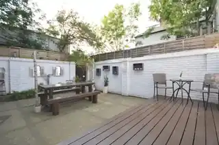 206A Verdant Lane, photo 4