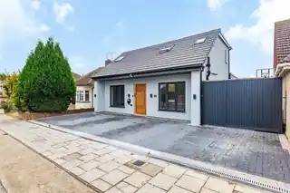 207 Marlborough Road, photo 3