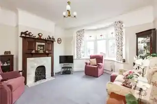 208 Victoria Road, photo 4
