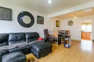 21 Albany Park Avenue, photo 3