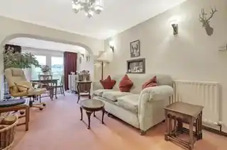 21 Alderwood Drive, photo 2