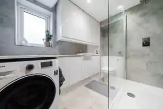 21 Ashcroft Road, photo 2