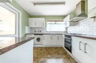 21 Aylward Road, photo 2