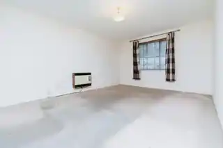 21 Bader Close, photo 2