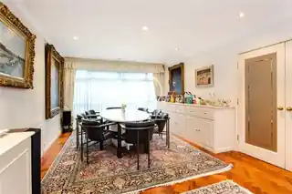 21 Brinsdale Road, photo 3