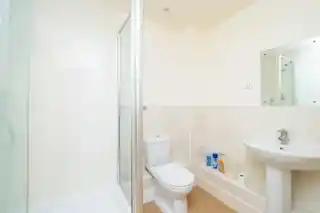 21 California Close, photo 4