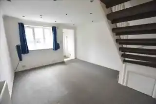 21 Charleston Close, photo 4