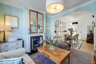 21 Cobbold Road, photo 2
