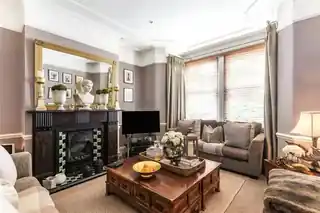 21 Eaton Park Road, photo 2