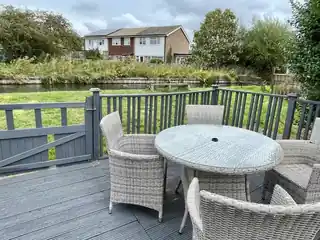 21 Fairlawn Close, photo 4