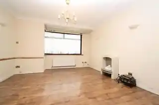 21 Granham Gardens, photo 3