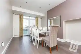 21 Gray Avenue, photo 4