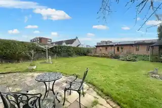 21 Grosvenor Road, photo 2