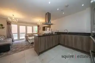 21 Guardhouse Way, photo 2