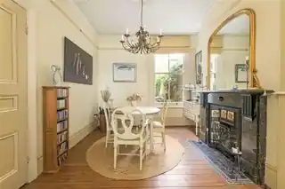 21 Hillier Road, photo 3