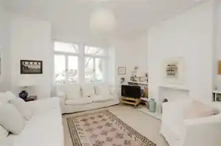 21 Holmes Road, photo 4