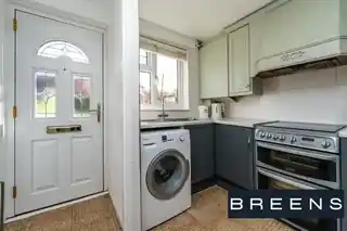 21 Mapleton Road, photo 3