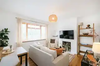 21 Millbrook Gardens, photo 2