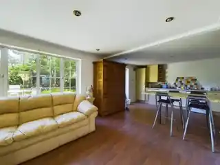 21 Netherne Lane, photo 3