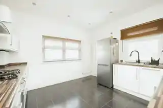 21 New Place Gardens, photo 4