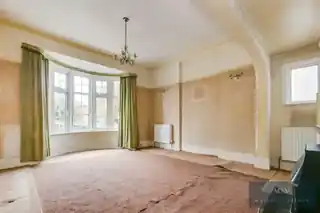 21 Pollards Hill North, photo 2