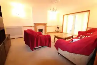 21 Priory Drive, photo 2