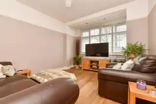 21 Taunton Close, photo 2