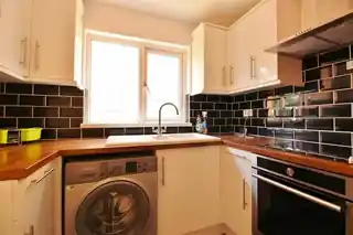 21 Thatchers Way, photo 4