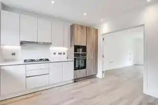 21 Torus Way, photo 3