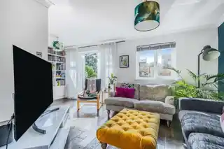21 Vestry Mews, photo 3