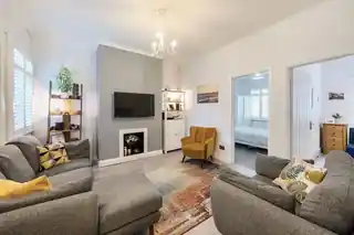 21 Welbeck Road, photo 3